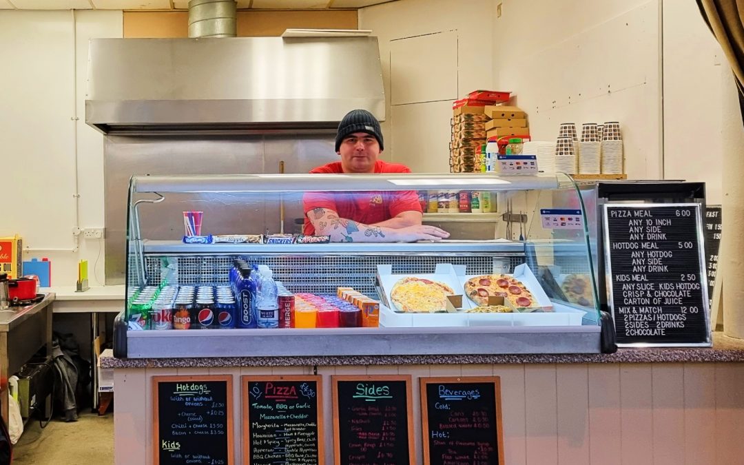 New street food and pizza stall – Mike’s Bites